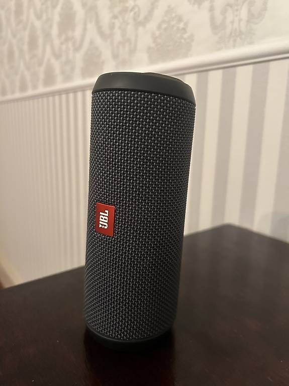 Haut-parleurs: JBL Music Lautsprecher  – D'occasion à Schönenwerd par Tuttittrustsell 2