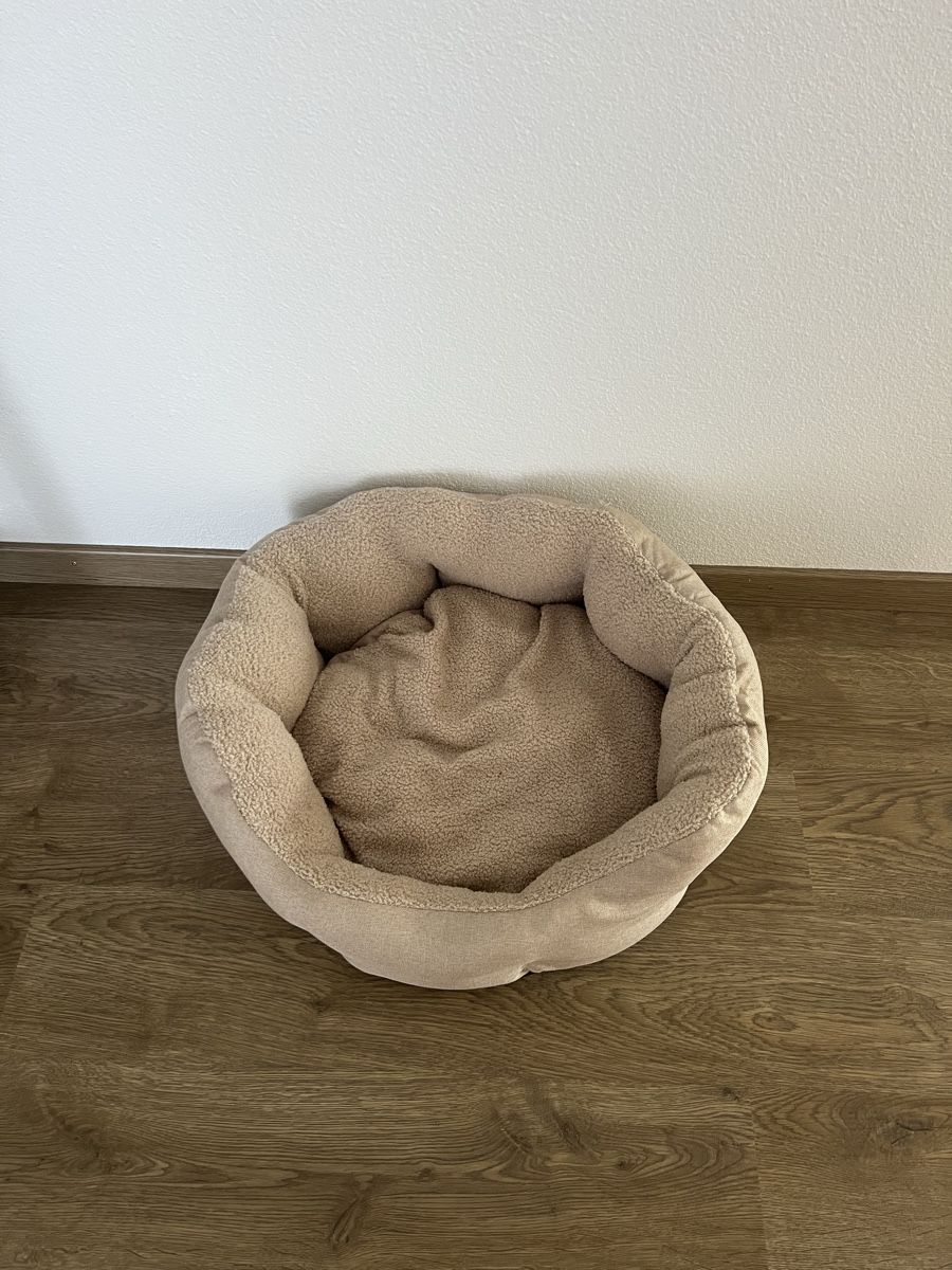 Cucce & Letti: Hunde/Katzenbett – Nuovo (secondo la descrizione) da Einsiedeln venduto da Miri.98 1