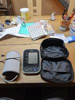 Omron Blutdruckmessgerät M6 Comfort IT mit Tasche (K)