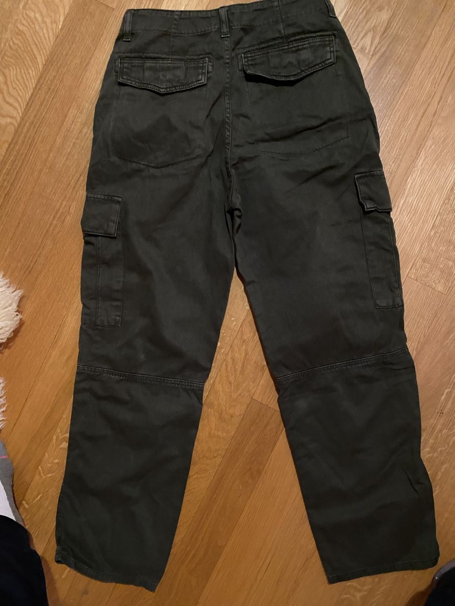 Topshop Hosen: Pantalon vert kaki Topshop taille 36 – Gebraucht aus Epagny von nie_n5yb 3