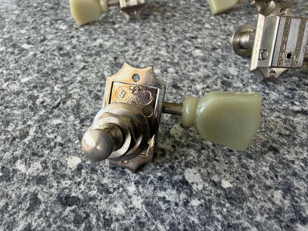 Gibson Strumenti musicali: Gibson Tuners Original  – Nuovo (secondo la descrizione) da Riehen venduto da Pnewyork 1