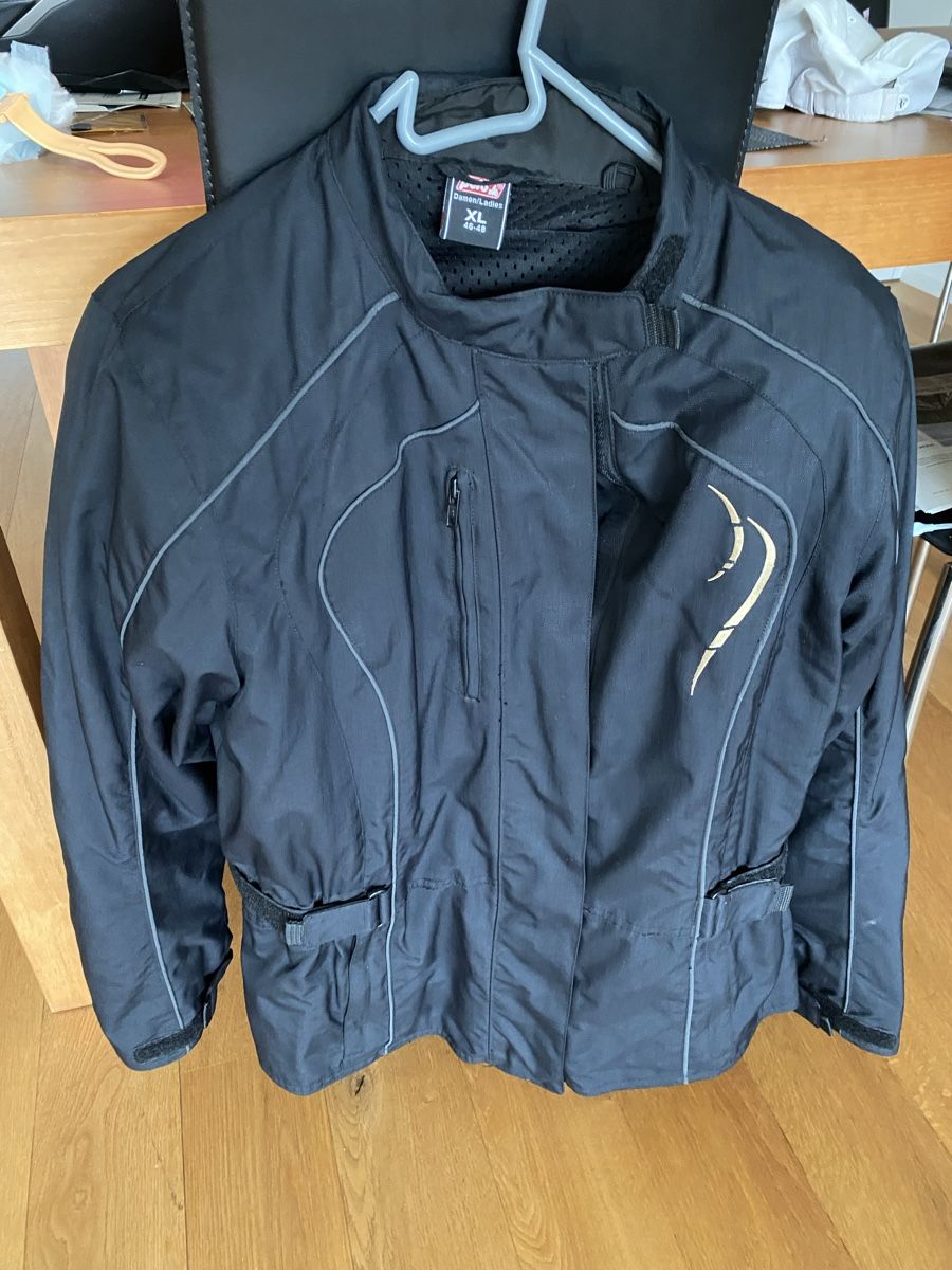 Jacken: Motorradjacke Damen – Gebraucht aus Ennetbaden von gubn