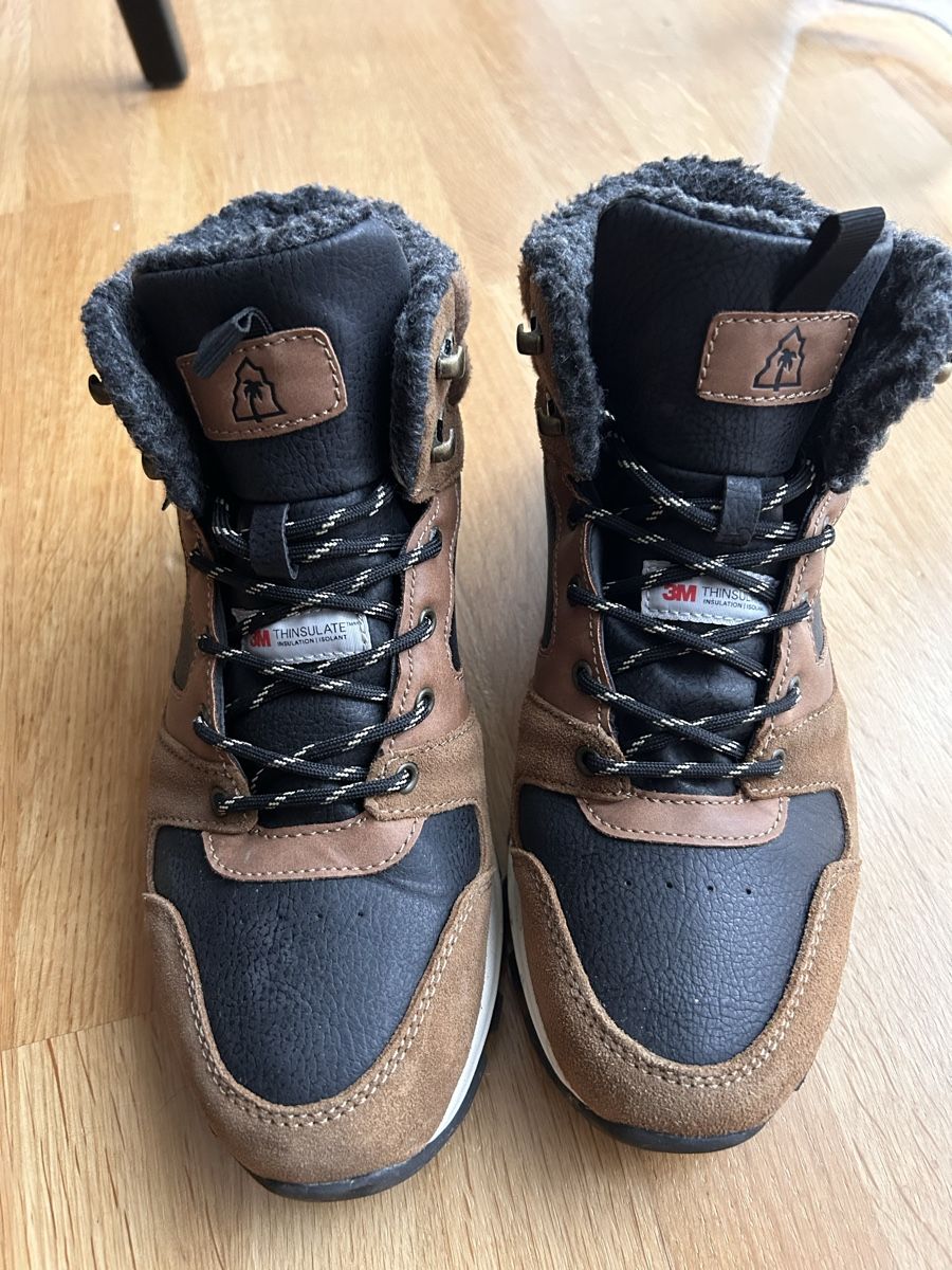 Schuhe für Jungen: Winterschuhe Grösse 42 Beach Mountain – Gebraucht aus Zürich von muffin1013