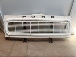 Ford Transit Kühlergrill Oldtimer, weiss, guter Zustand!