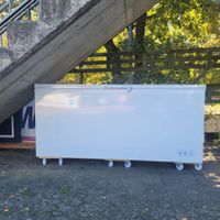 Gefriertruhe 550 L neuwertig, aber defekt