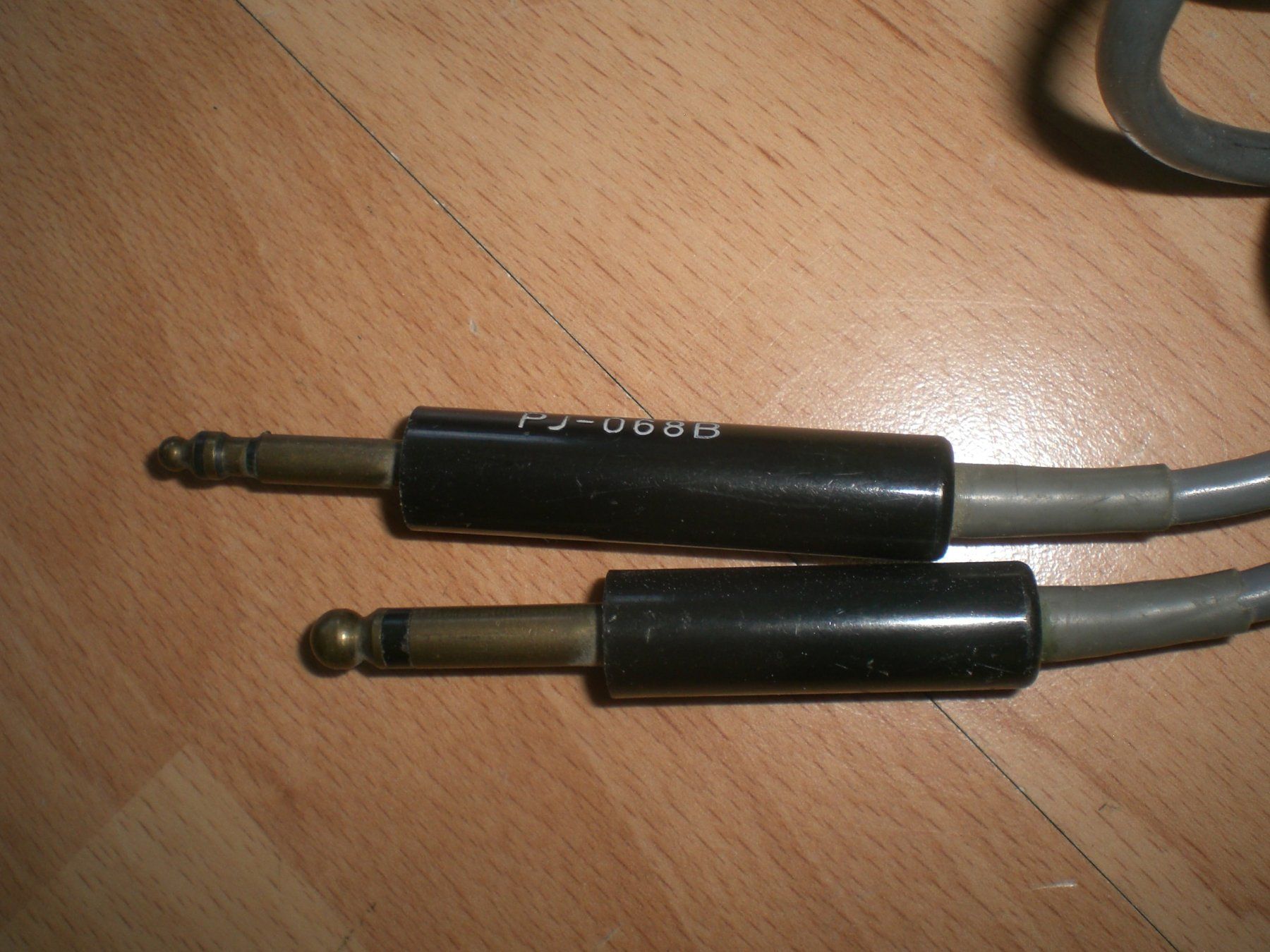 Misurare: Headset & Brille Gulf Air – Usato da Grellingen venduto da Neuron67 8