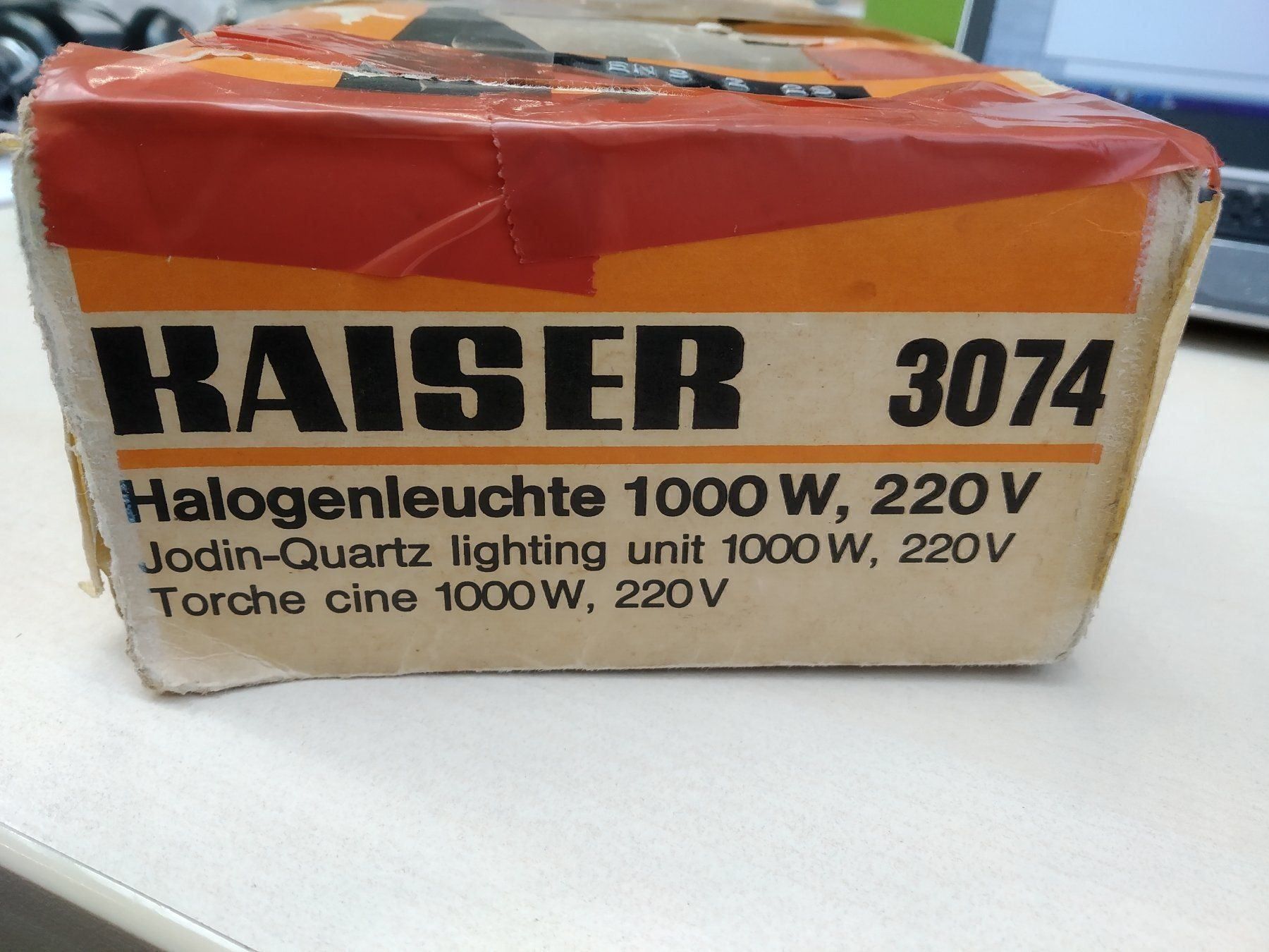 Libri: Halogenleuchte 1000 W, 220 V, gebraucht – Usato da Döttingen venduto da Schlei 4