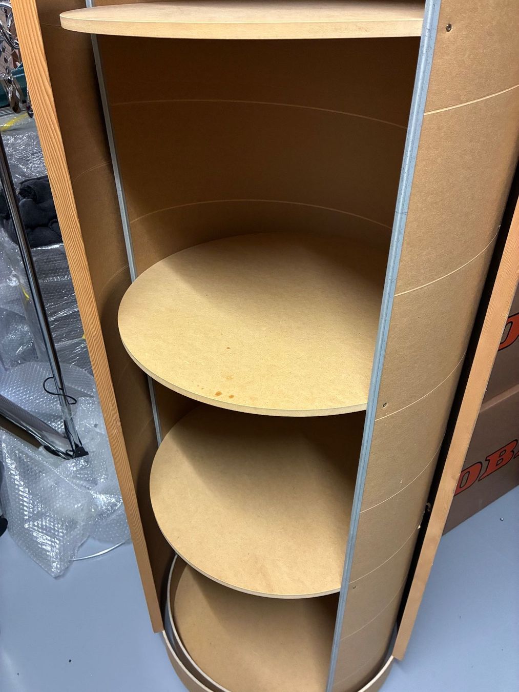 Armoires: Rundschrank – D'occasion à Thun par bierigut 2