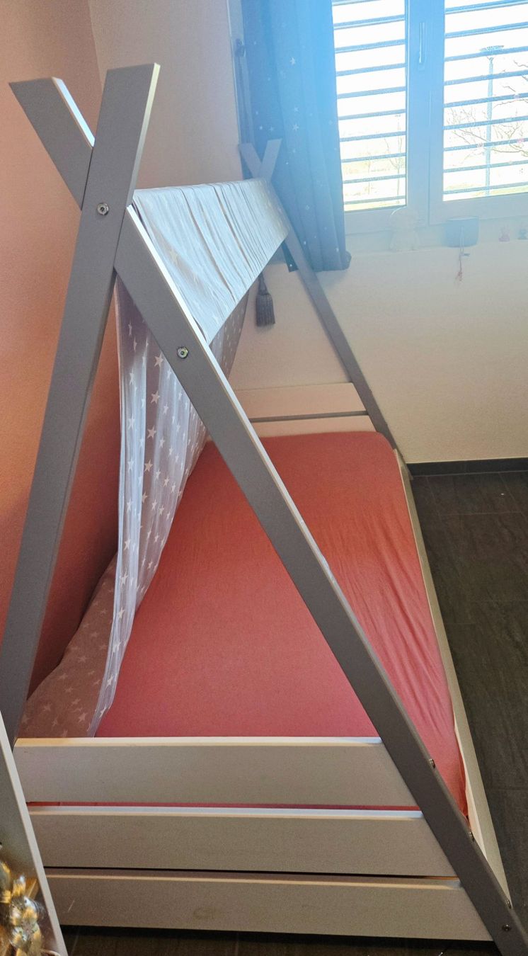 Letti: Zelt-Bett zu verkaufen – Usato da Fehraltorf venduto da BarbaraTomaiuolo 1