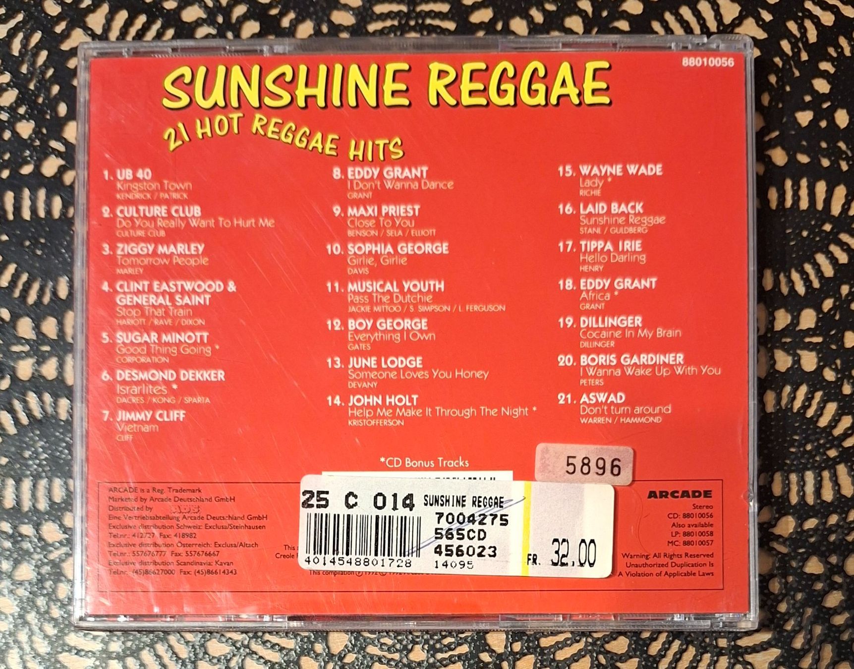 CD: Sunshine Reggae Vol.1 - 21 Hot Reggae Hits, Compilation 1992 – Usato da Schönenberg TG venduto da Gregolino76 1