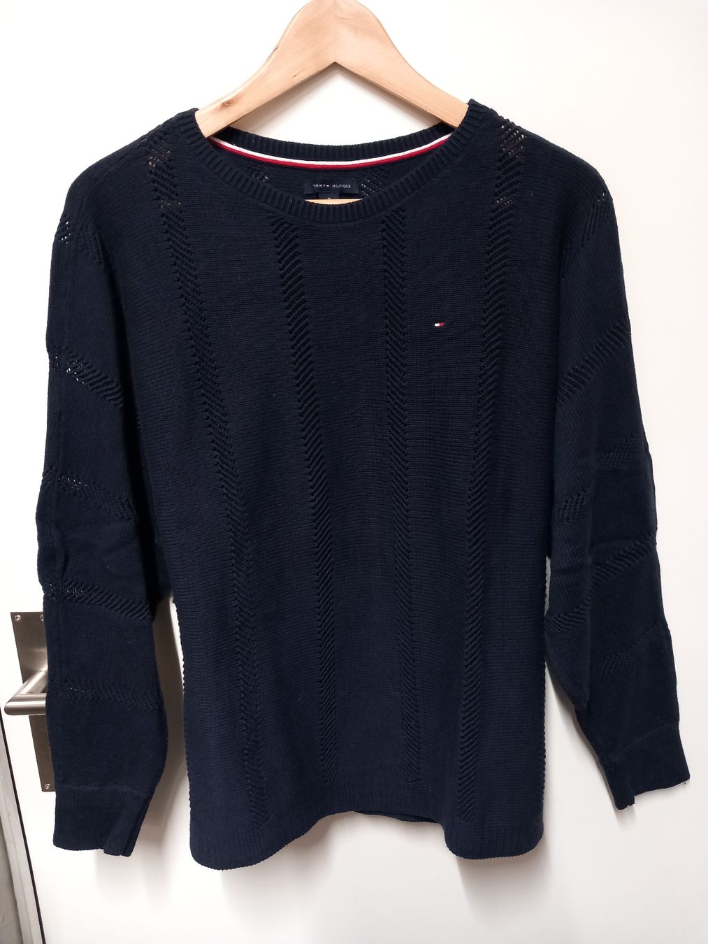 Tommy Hilfiger Maglioni & Felpe: Tommy Hilfiger Strick Pullover Gr.M marine – Usato da Gwatt (Thun) venduto da umwelt-brocki 4