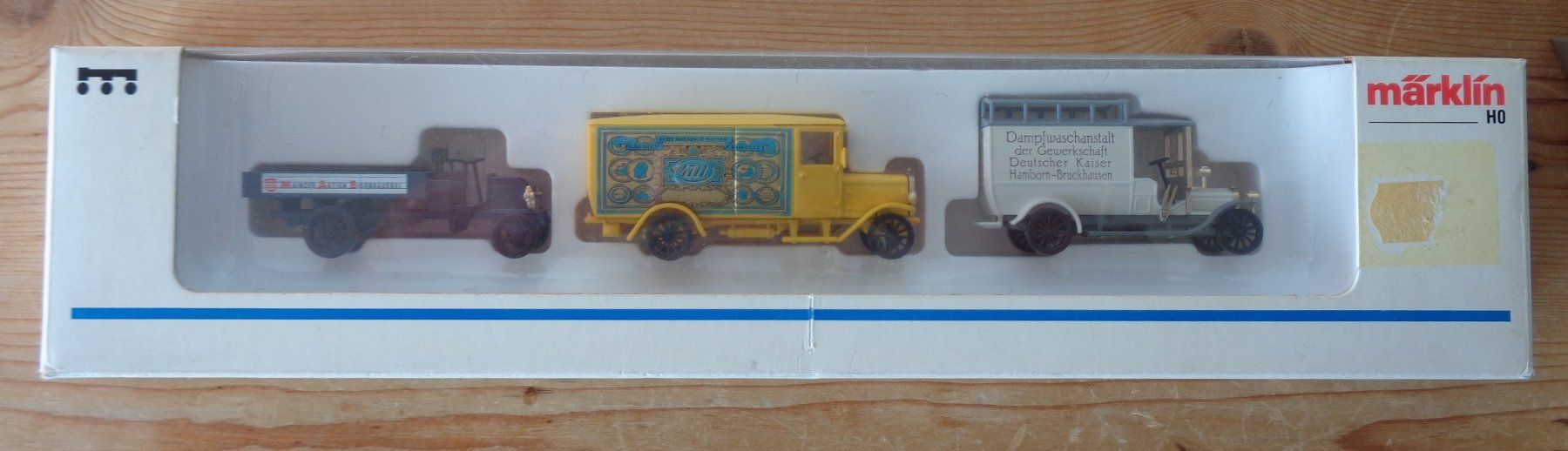 Märklin Modellini di ferrovie: Märklin 1889, 3 Oldtimer "Lieferwagen", H0 – Usato da Arbon venduto da lyres 2