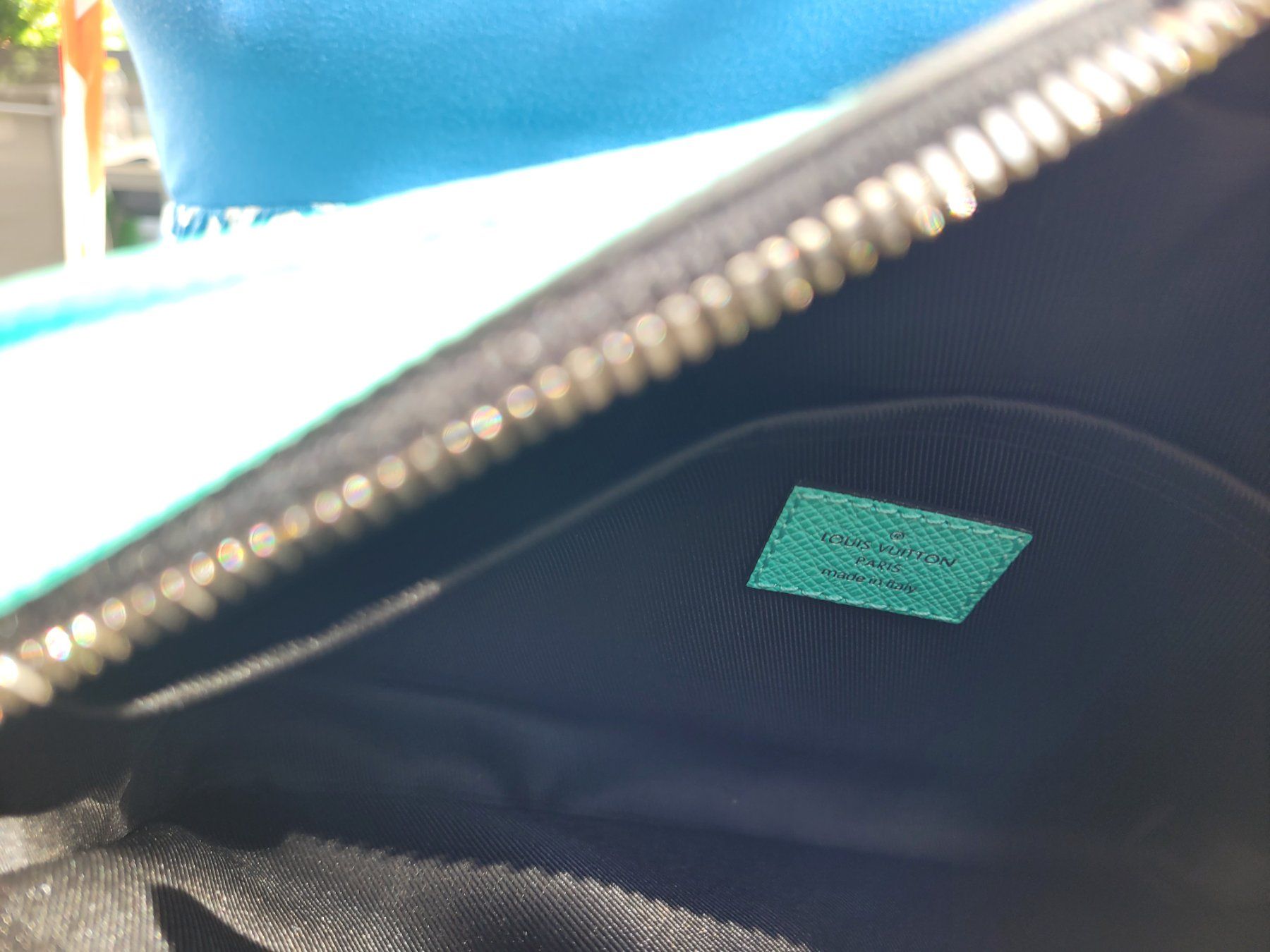 Louis Vuitton Borse: Louis Vuitton Outdoor Messenger PM Eclipse Bag – Nuovo (secondo la descrizione) da Balsthal venduto da Marche 9