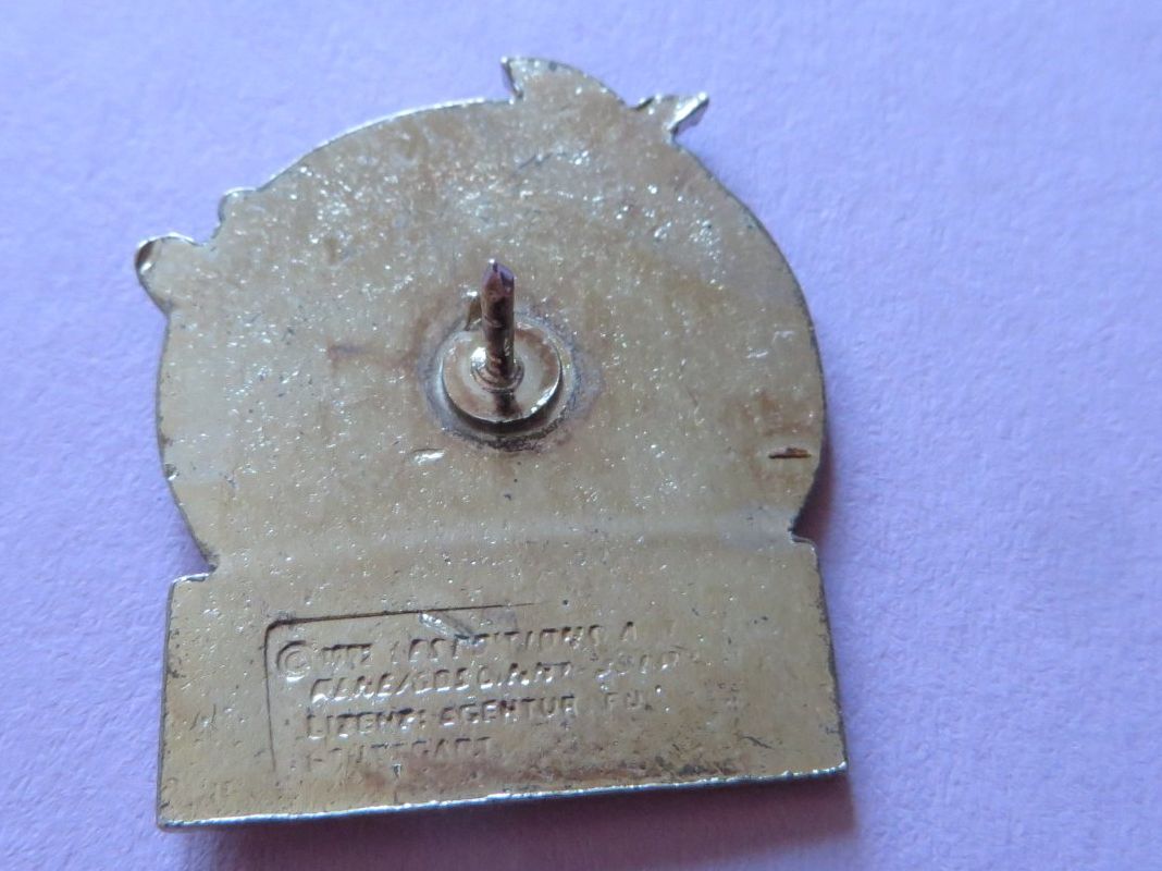 Placchette & Badge: PIN, ASTERIX & OBELIX, SIDROGA TRAUBENZUCKER, IDEFIX – Usato da Neuhausen venduto da luckimucki 1