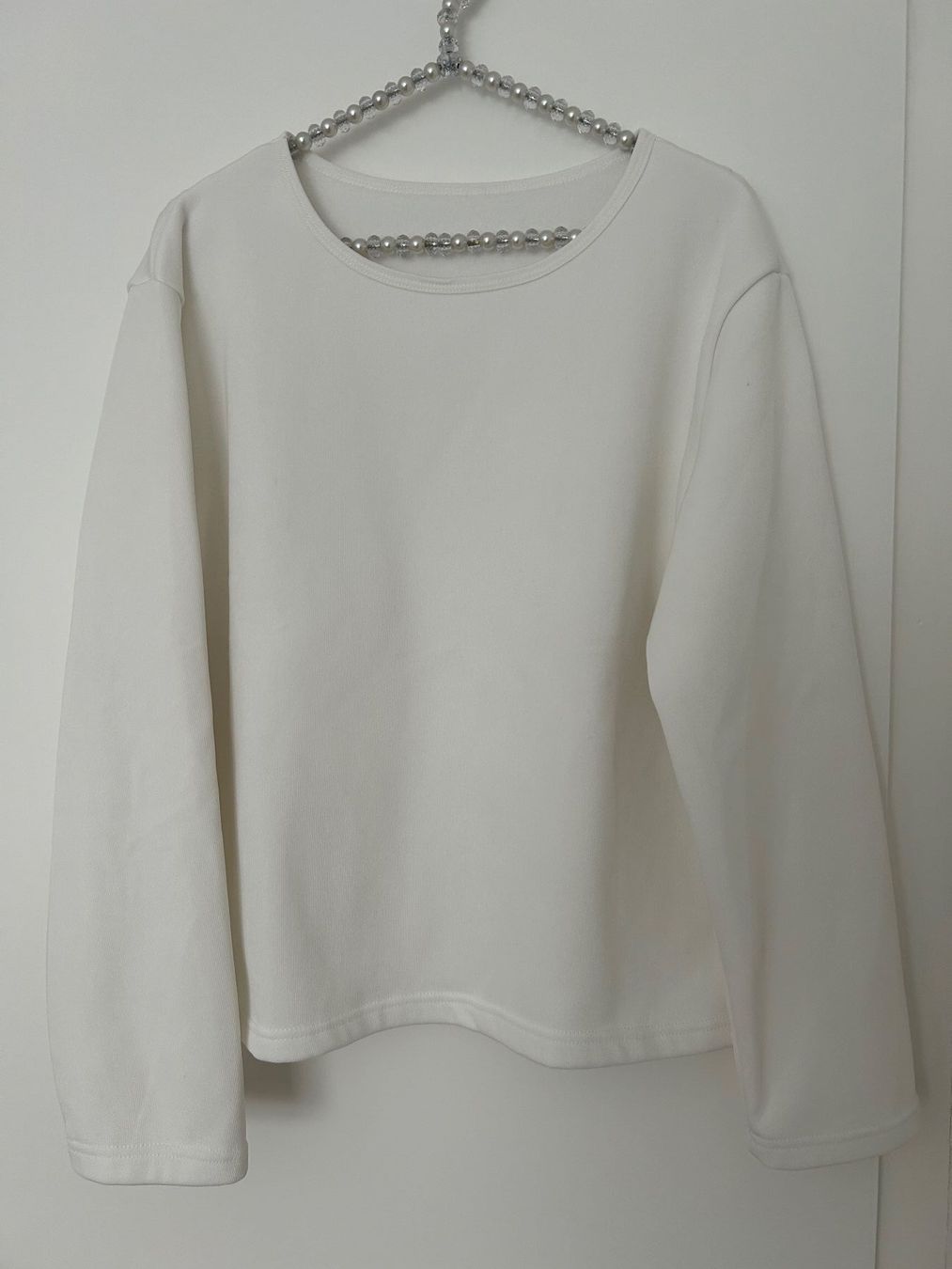 Pullover & Sweatshirts: Weicher Pullover, Gr.40/42 weiss – Gebraucht aus Horn von Resvi