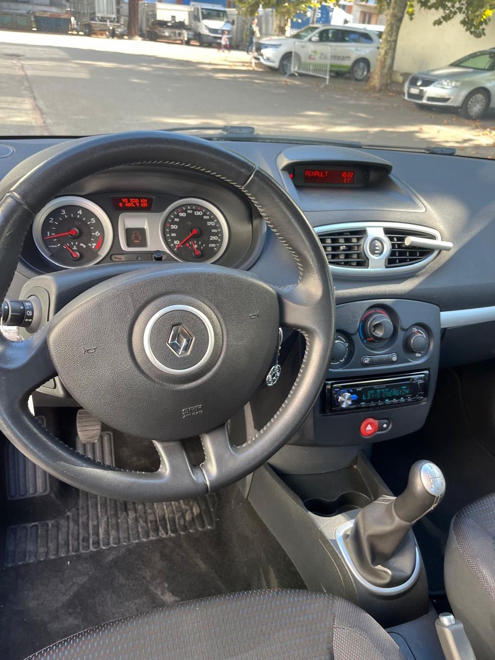 Renault Autos: Renault Clio – Gebraucht aus Fislisbach von honey_12 1