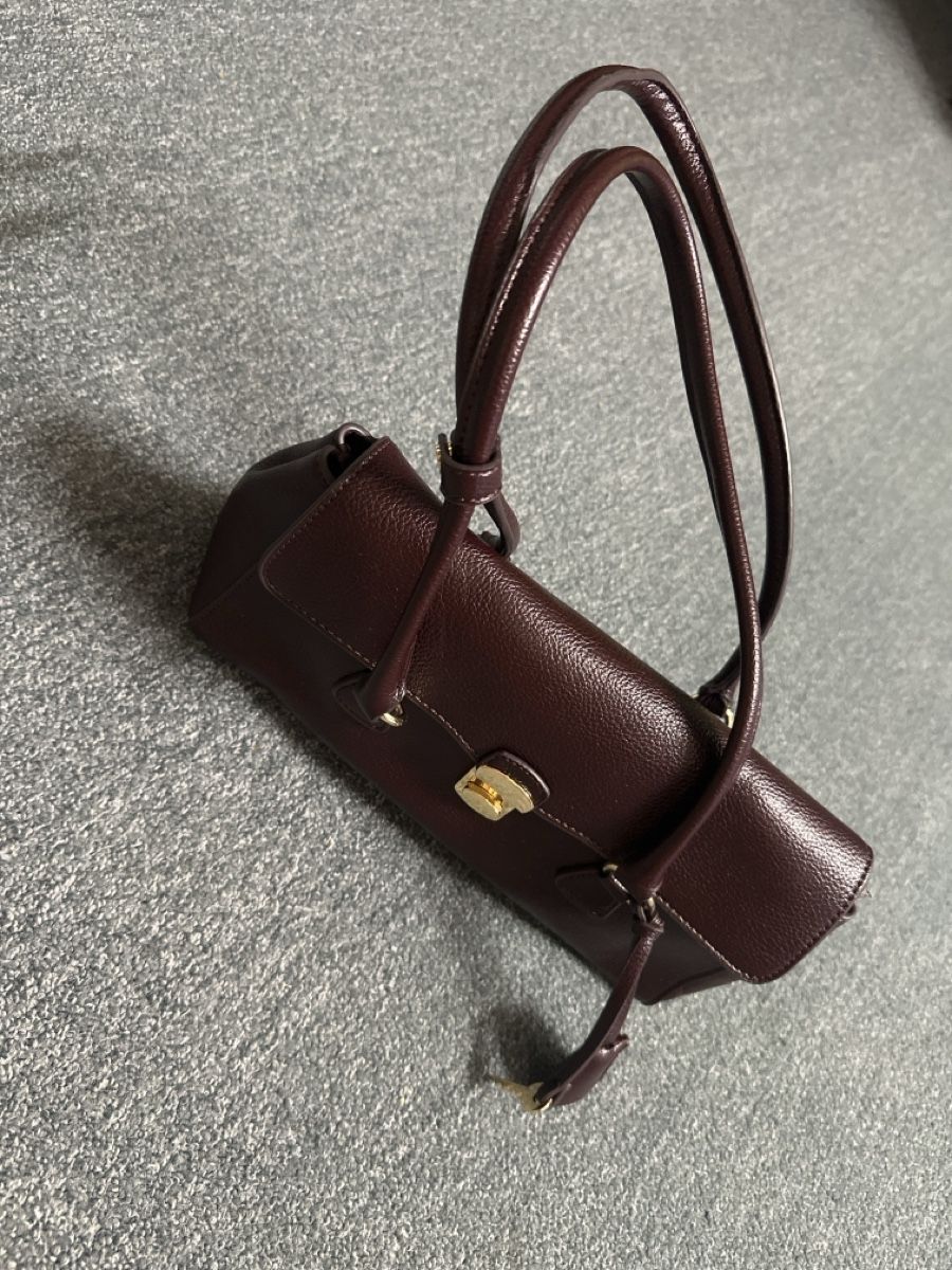 Sacs femmes: Handtasche Bordeaux  – Neuf (Voir description) à Baltschieder par YmroBe