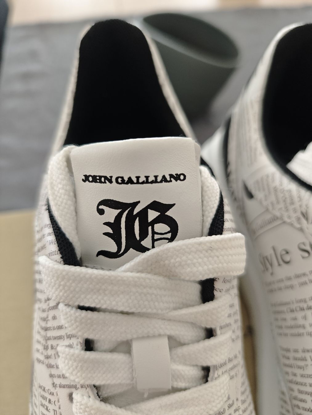 John Galliano Scarpe da uomo: Sneaker John Galliano Paris – Nuovo (secondo la descrizione) da Winterthur venduto da Roccoita 1