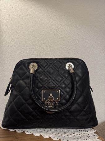 Guess Handtasche schwarz guter Zustand