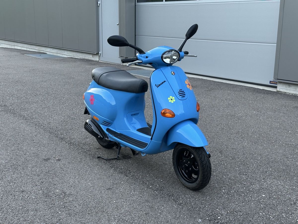 Piaggio Route: Piaggio Vespa 125i 3585 km – D'occasion à Zullwil par Autocentersalii