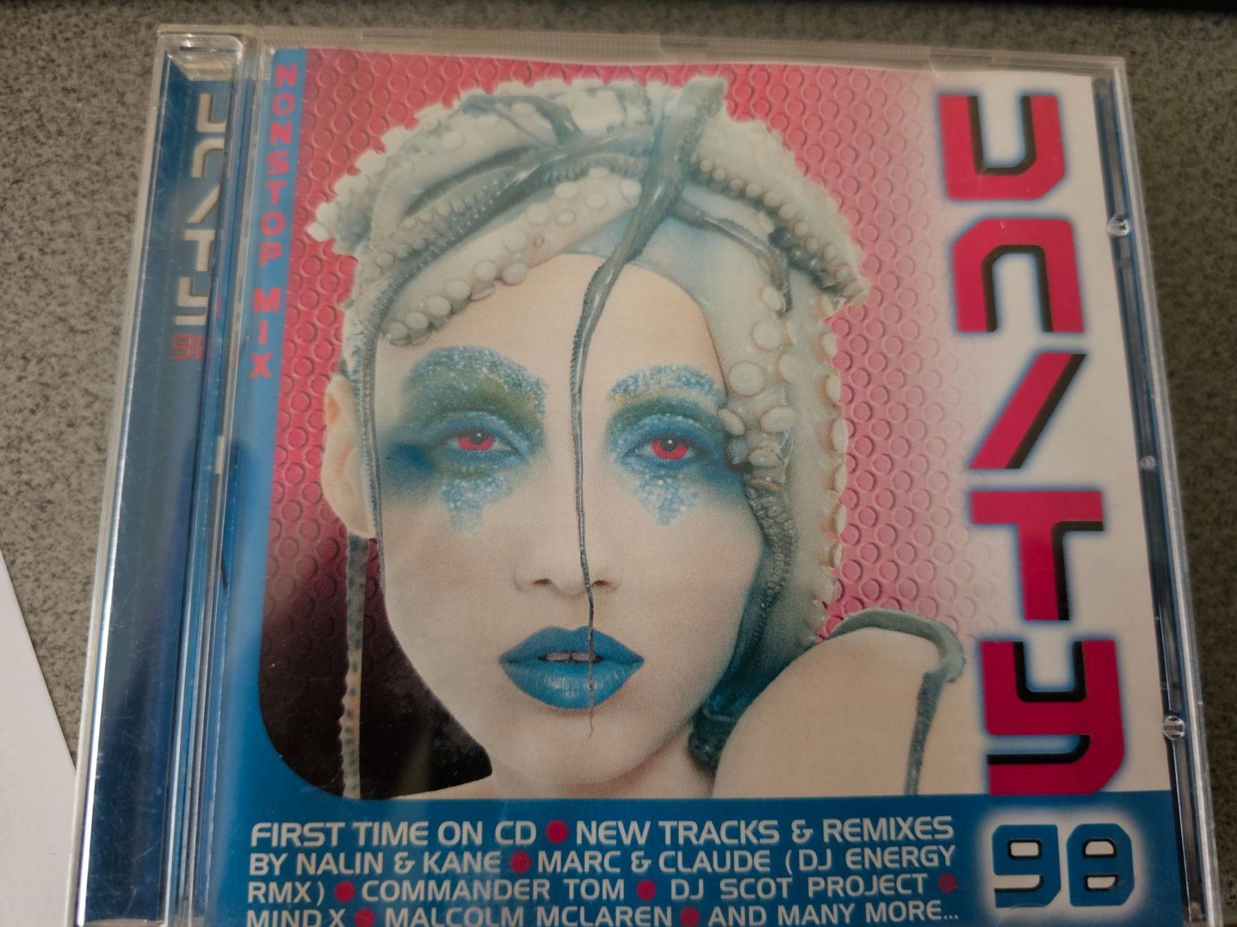 CD: Unity 98 trance mix by ugly kid jay/streetparade – Usato da Bremgarten AG venduto da musiccollector