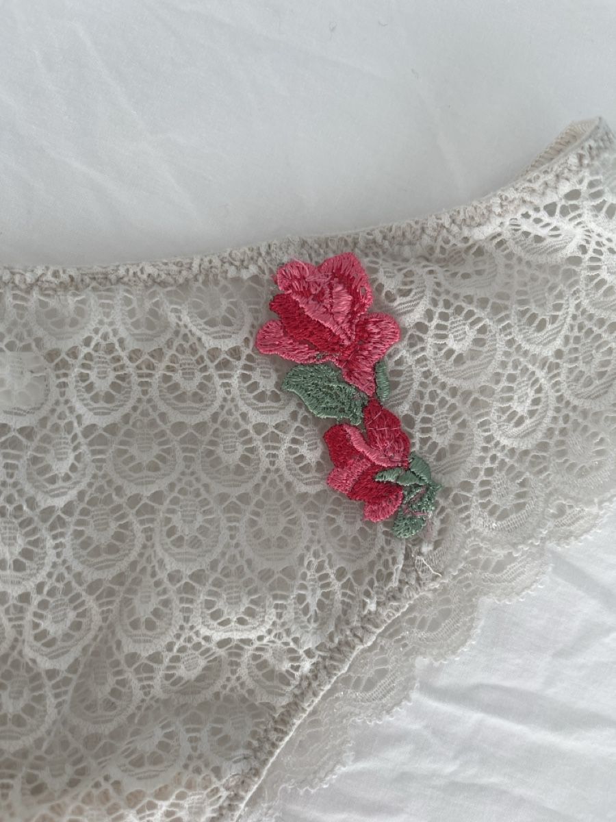Intimissimi Altra biancheria intima: Intimissimi lace bra and slip – Usato da Rüschlikon venduto da ant_5v7g 2