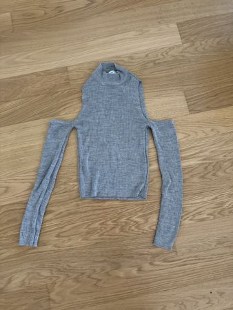 Pullover grau Grösse XS mit Cut-outs