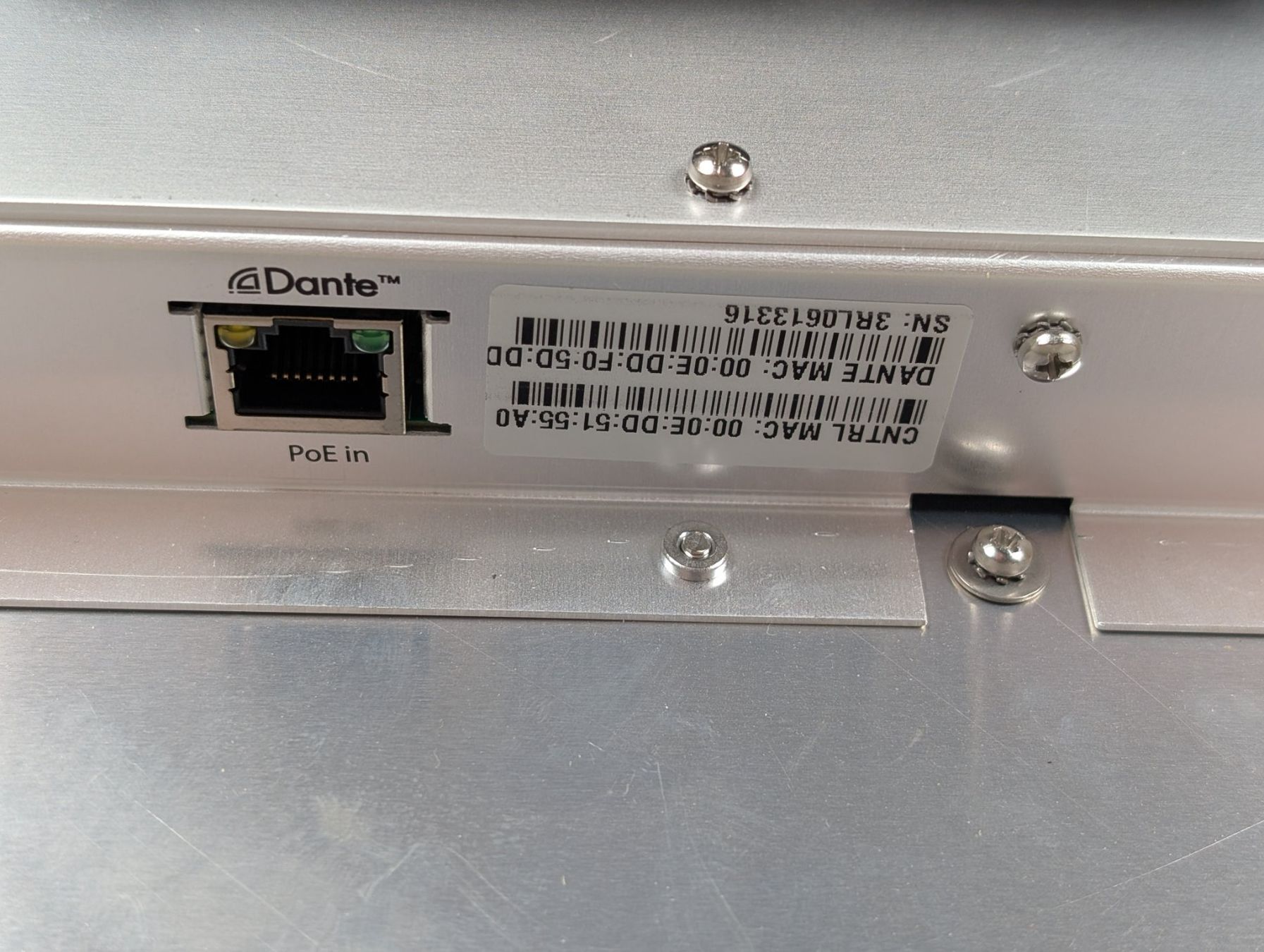 Shure Microfoni: Shure MXA910 Microflex® Advance™ Decken-Mikrofonarray – Usato da Winterthur venduto da Hint17 6