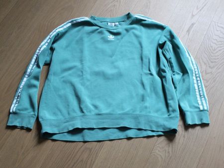 Trendiger Adidas Vintage-Pulli, Grösse 42/44, Top Zustand