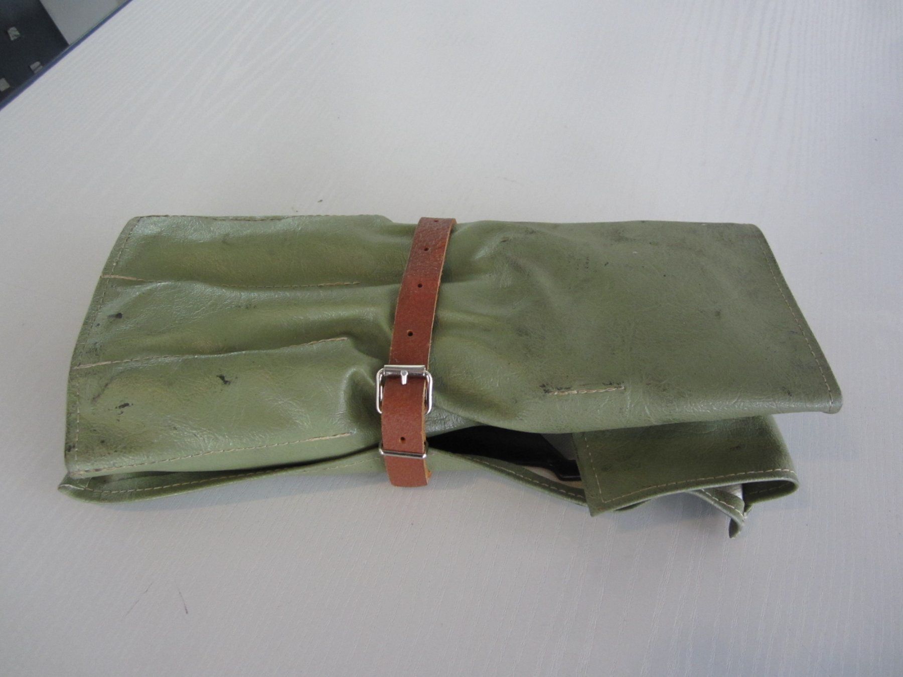Porsche Tutti pezzi di ricambio auto: Porsche 356 A originale Werkzeugtasche Toolkit mit Inhalt – Usato da Dietikon venduto da exclusive-cars-ag 3