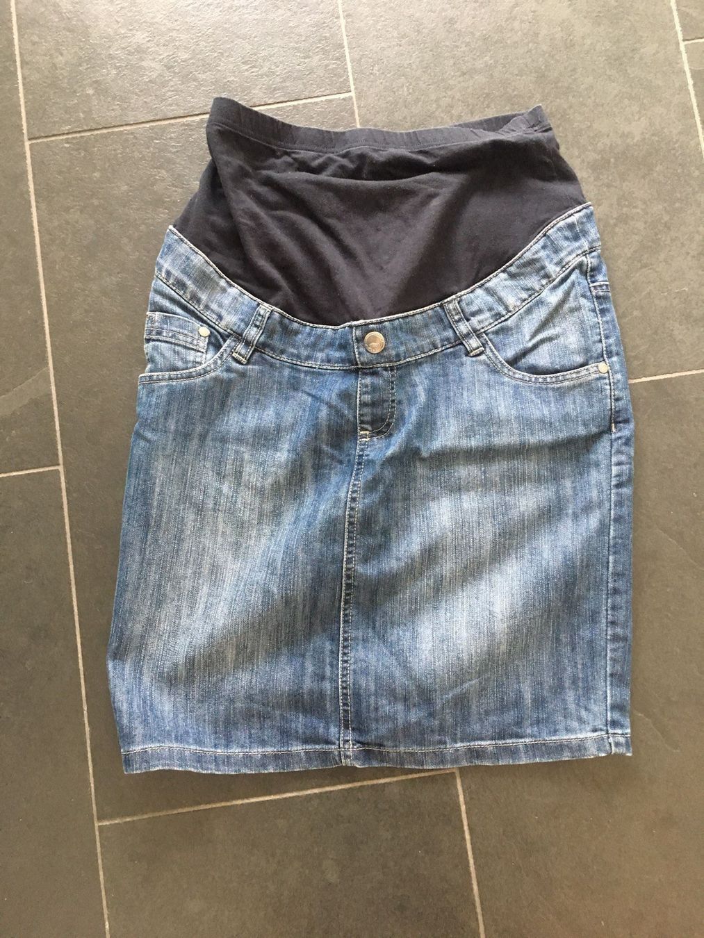 Gonne: Umstandsjeansjupe Gr. 34 – Usato da Dinhard venduto da PS83