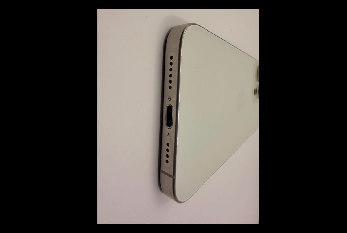 Apple Handys / Smartphones: iPhone 15 Pro max 512 GB  – Gebraucht aus Rudolfstetten von 2Angebote 1