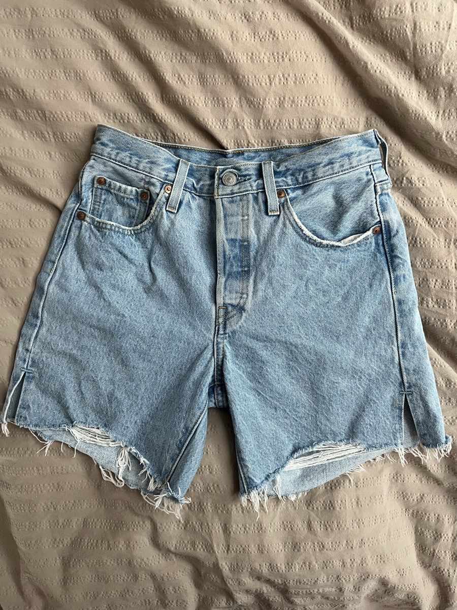 Levi's Jeans: Levi's 501 Jeansshorts Gr. W25 – Gebraucht aus Biel/Bienne von nurrund