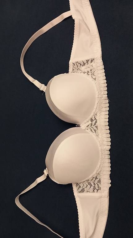 Altra biancheria intima: Hochzeits BH mit Herzen 100A NEU – Usato da Pratteln venduto da Saskia9 3