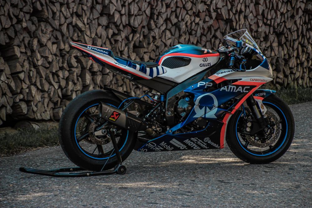 Yamaha R6 Rj11 Rennverkleidung (Gebraucht) in Knonau für CHF 70 – nur ...