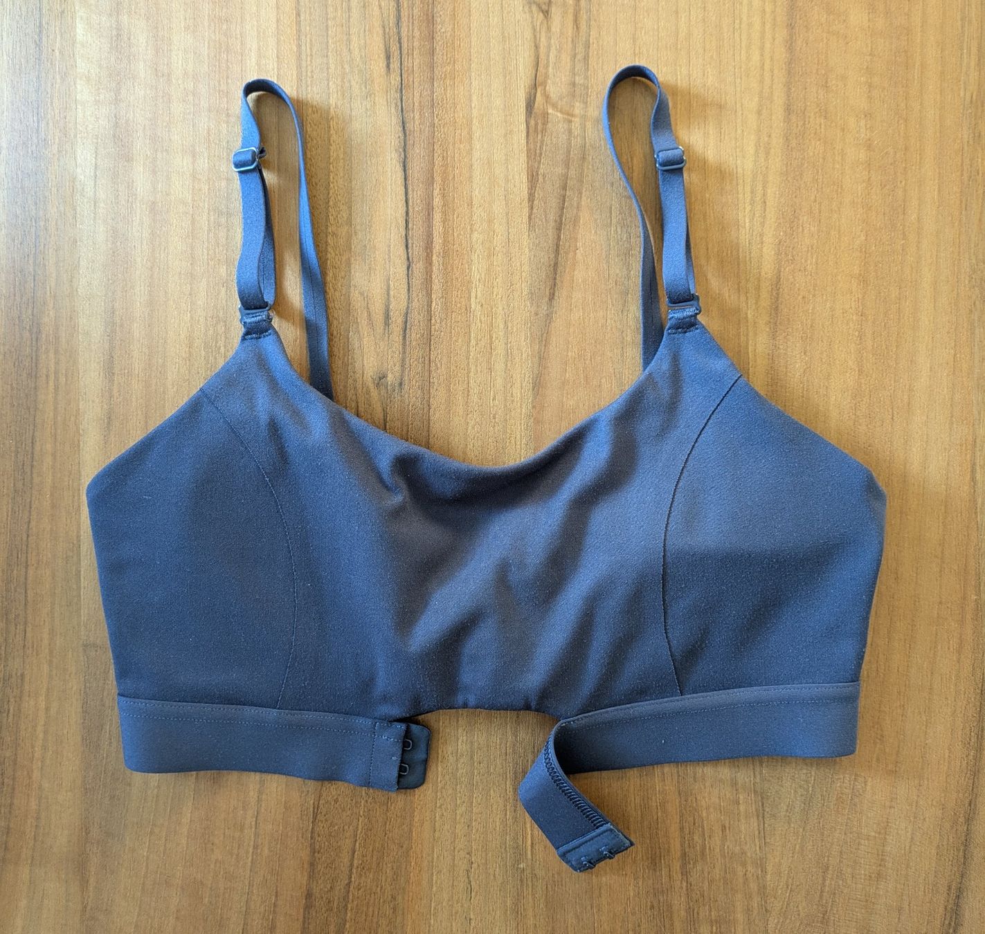 Adidas Altra biancheria intima: 2 Sport-BH's Gr. S / Cup A "Adidas" – Usato da Bonstetten venduto da Scoutinggirl 3