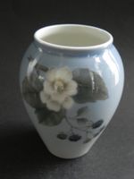 Vase mit Brombeeren Motiv von Royal Copenhagen - # 288 271