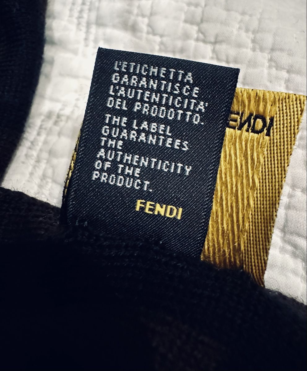 Fendi Foulards, Tücher & Schals: Fendi Scarf - Monogram – Neu (gemäss Beschreibung) aus Collonge-Bellerive von alejan_0984 4
