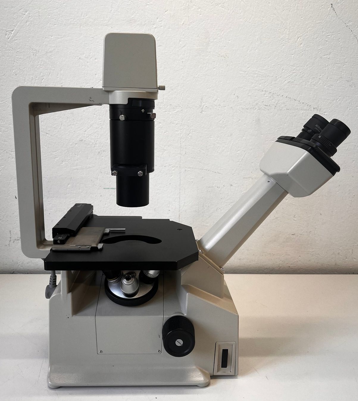 Nikon Mikroskopie: Nikon TMS Inverted Phase Contrast Mikroskop – Gebraucht aus Niederdorf von LeptonAG_Labor 2