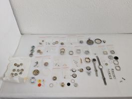 Uhren Ersatzteile Uhrwerke Gehäuse Bänder Vintage - Konvolut