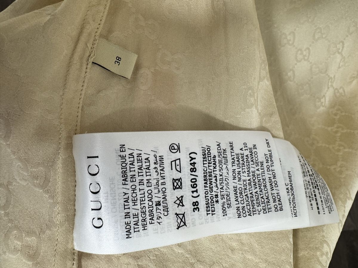 Gucci Blusen: Blouse Gucci GG pattern beige size 38, new! – Neu (gemäss Beschreibung) aus Thonex von Lux_brands01 6
