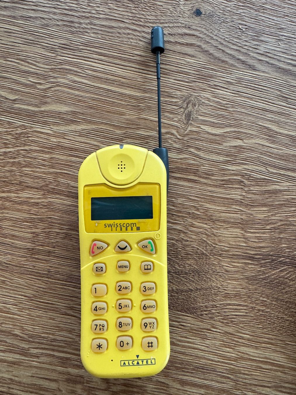 Alcatel Telefoni cellulari / Smartphones: Swisscom Alcatel Handy – Usato da Fehraltorf venduto da madewithlove 2