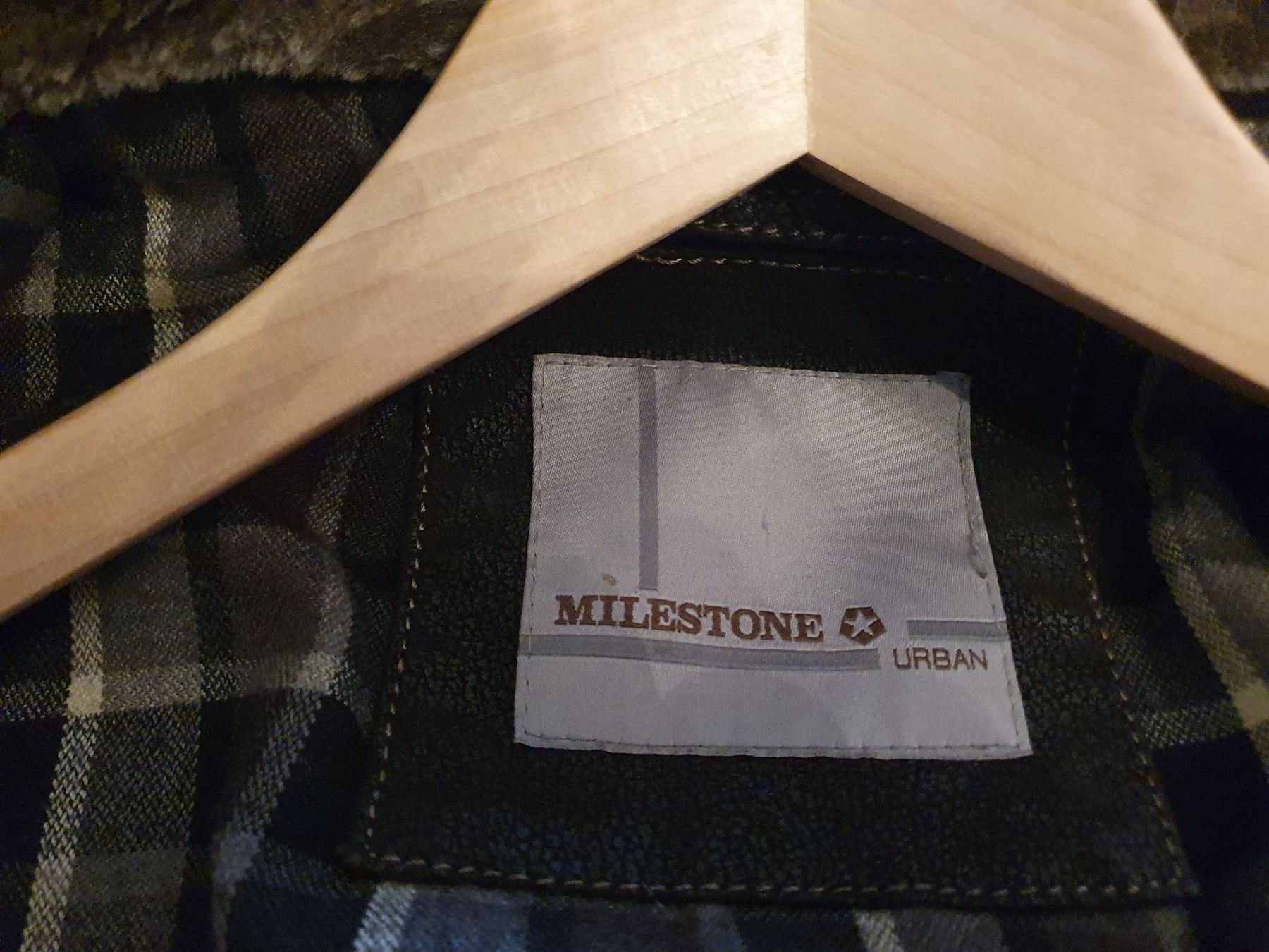 Giacche: Herren Lederjacke - Marke Milestone - Grösse 50 – Usato da Buchrain venduto da Cuchi8 2