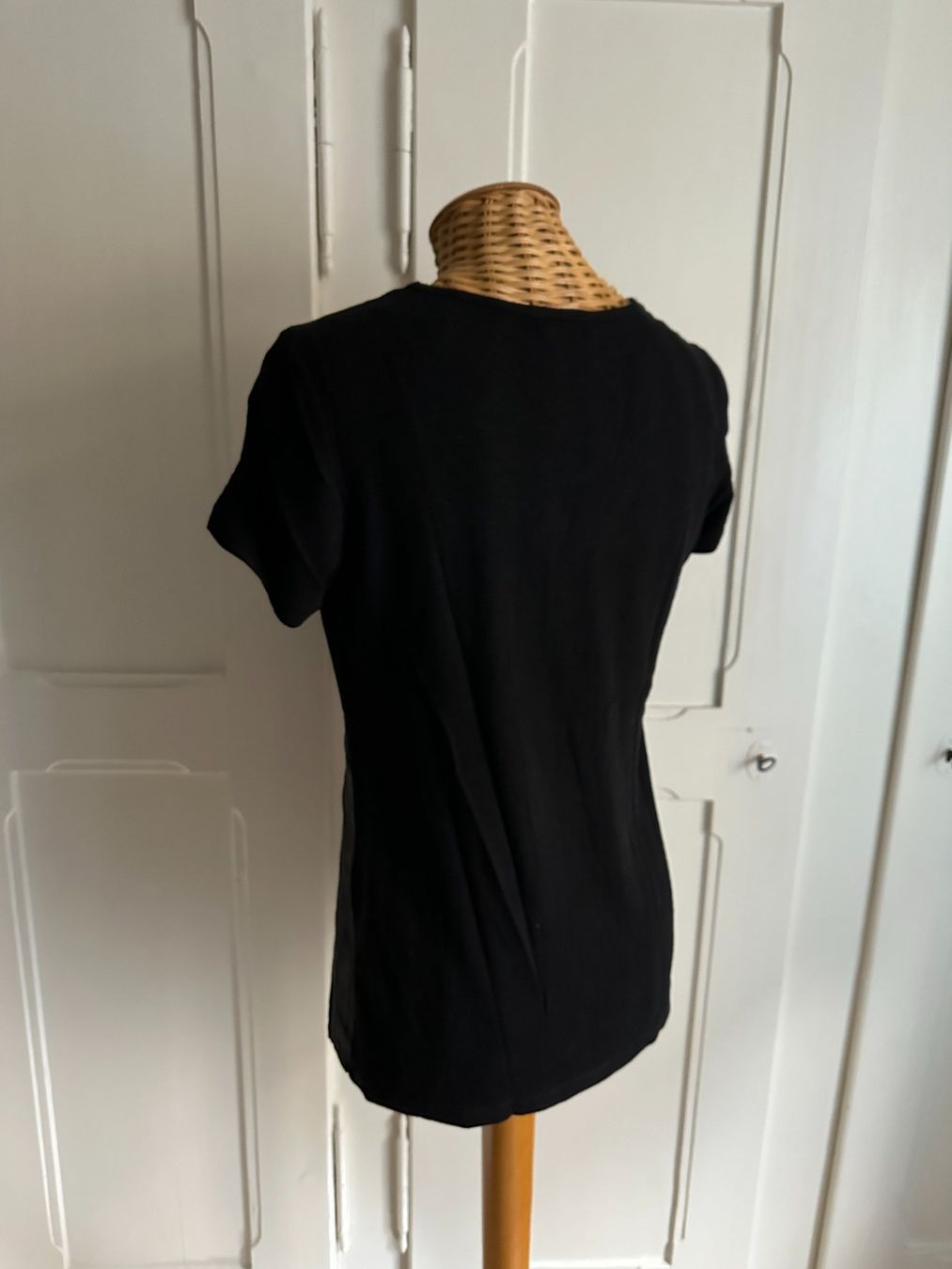 More & More T-Shirts: MORE & MORE - Seide Oberteil schwarz 40 – Gebraucht aus Zürich von Diazaio 2