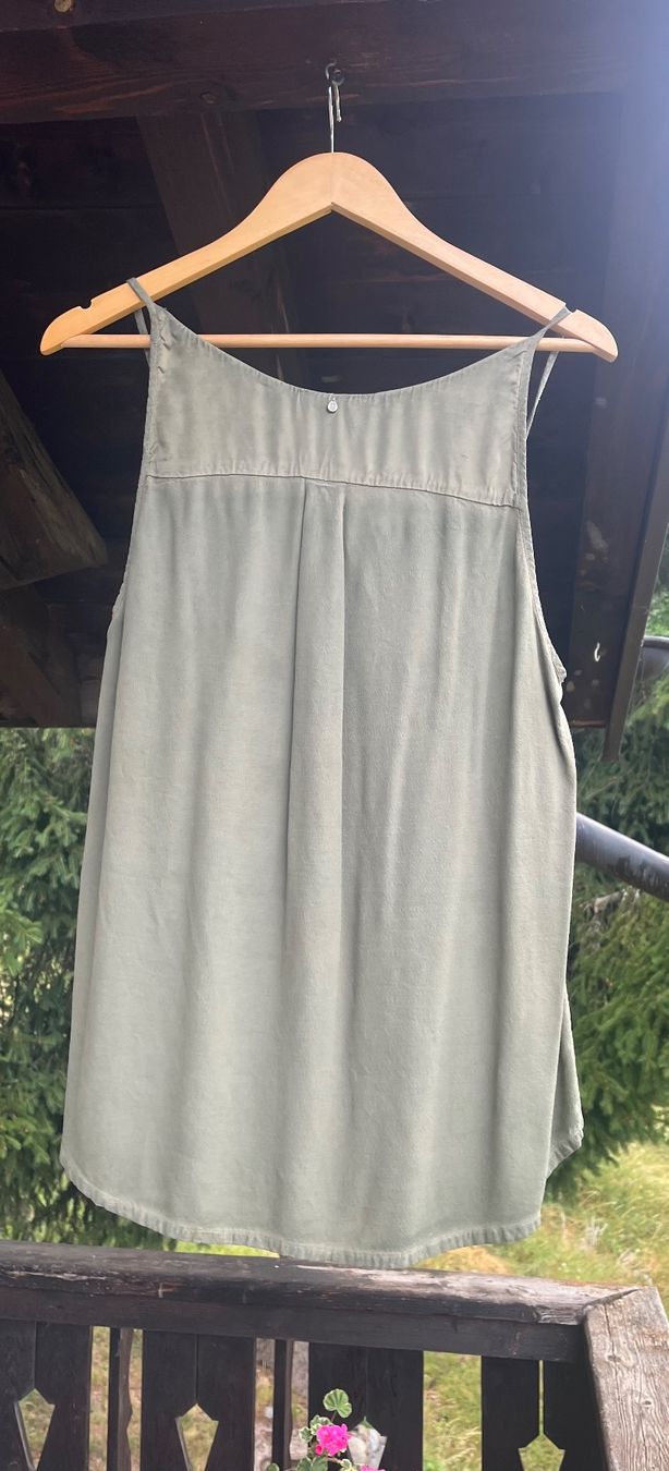 Nile Tops: Top nile en viscose Gr L – D'occasion à Ovronnaz par fra_n8h8 1