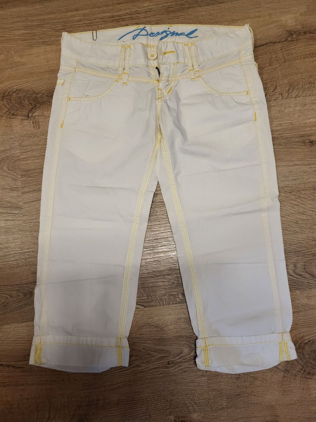 Desigual Pantaloni: Desigual Bermuda Gr.34-36 – Usato da Lindau venduto da Seepferd33