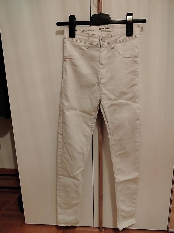 Tally Weijl Hosen: Jeans bianchi – Neu (gemäss Beschreibung) aus Davesco-Soragno von Mia_sii