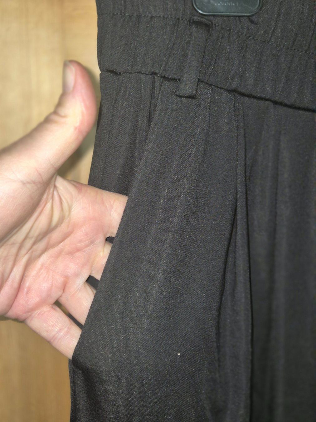 Comma Pantaloni: Schwarze Culotte Hose von COMMA – Nuovo (secondo la descrizione) da Chur venduto da polly07 3