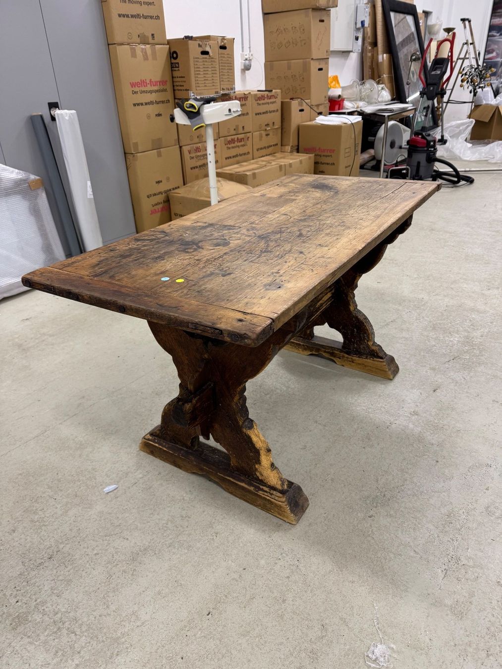 Tavoli: Exquisite French Solid Oak Farmhouse Dining Table – Usato da Oeschseite venduto da -Luxury-On-Line-