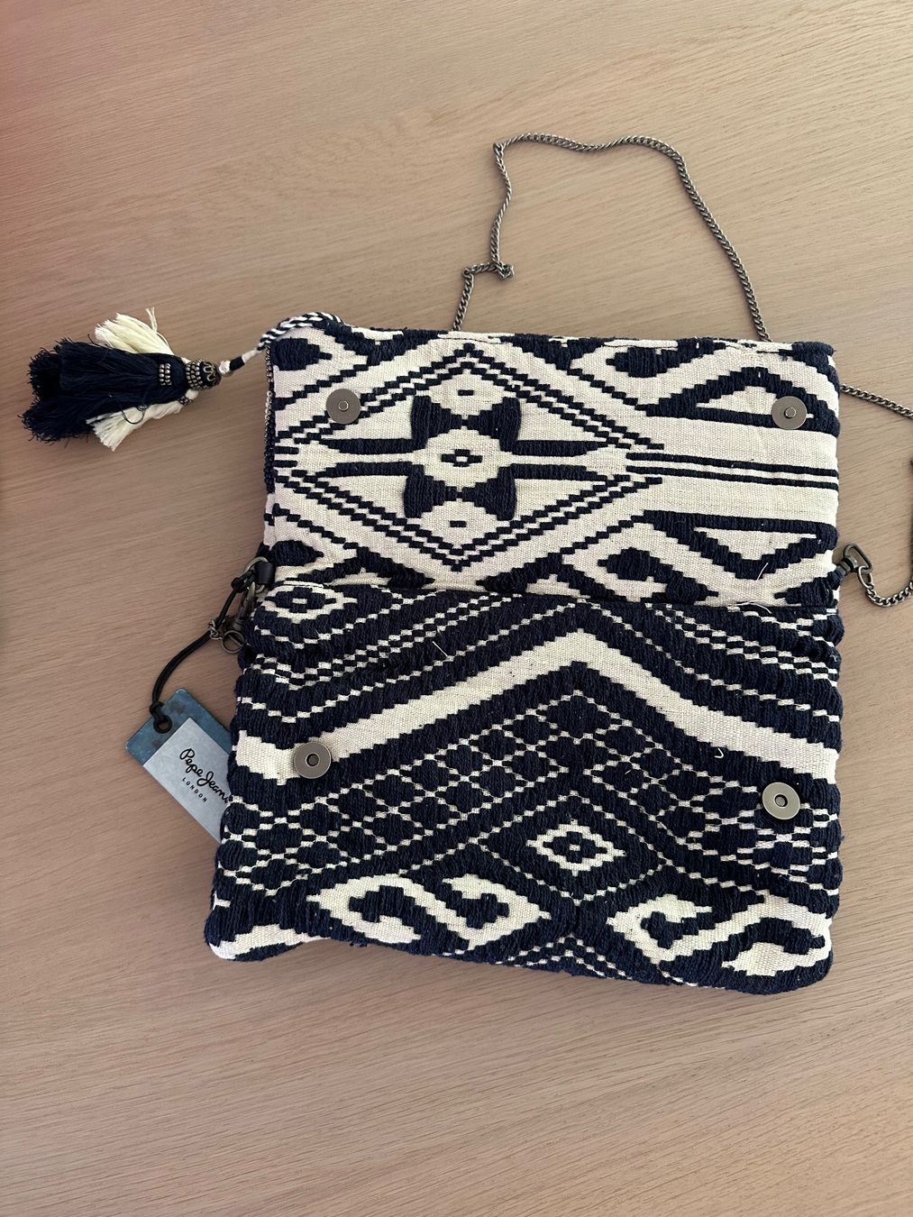 Pepe Jeans Borse da donna: Pepe Jeans Stoff Clutch – Nuovo e nell'imballaggio originale da Zürich venduto da Anniroc016 1